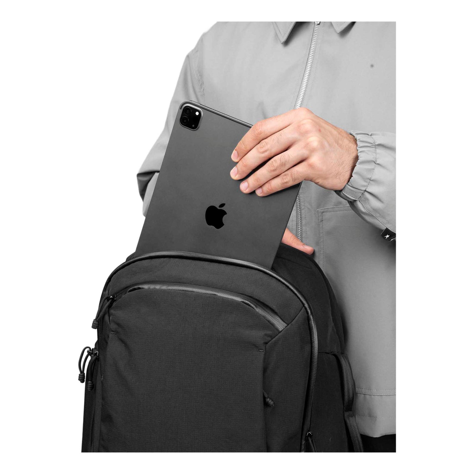 Traverse Backpack 38L