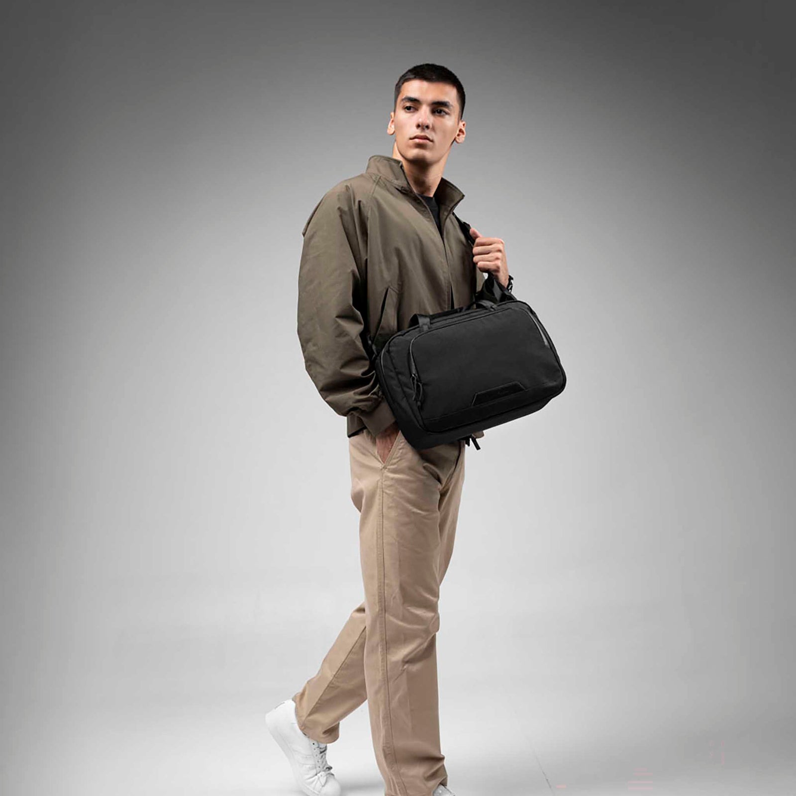 Bravo Brief | 14" Alpaka AA010910124 Briefcases 13L / Black Axoflux 400D Ripstop Nylon