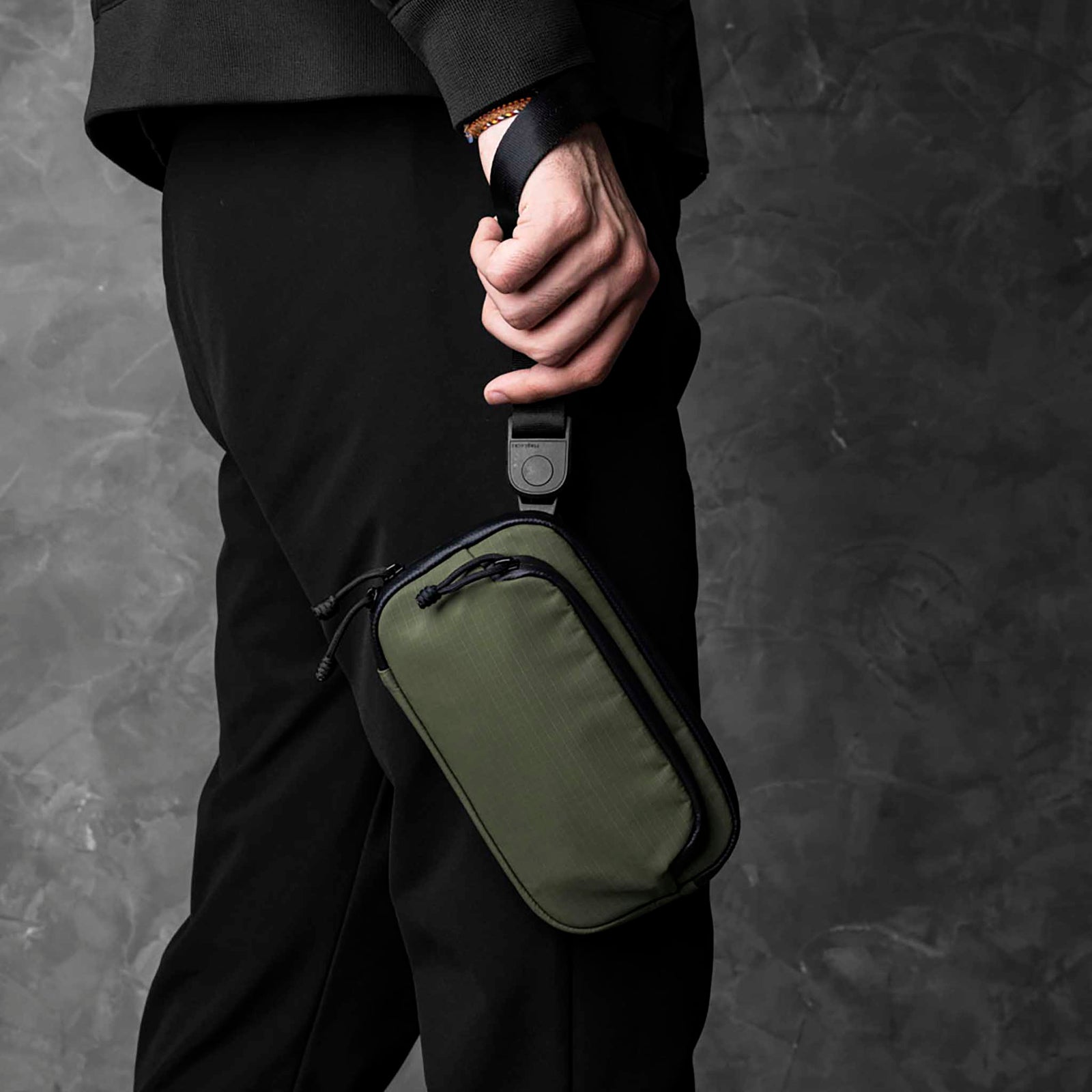 Bravo Passport Pouch Alpaka AD010990518 Wallets One Size / Green Axoflux 210D