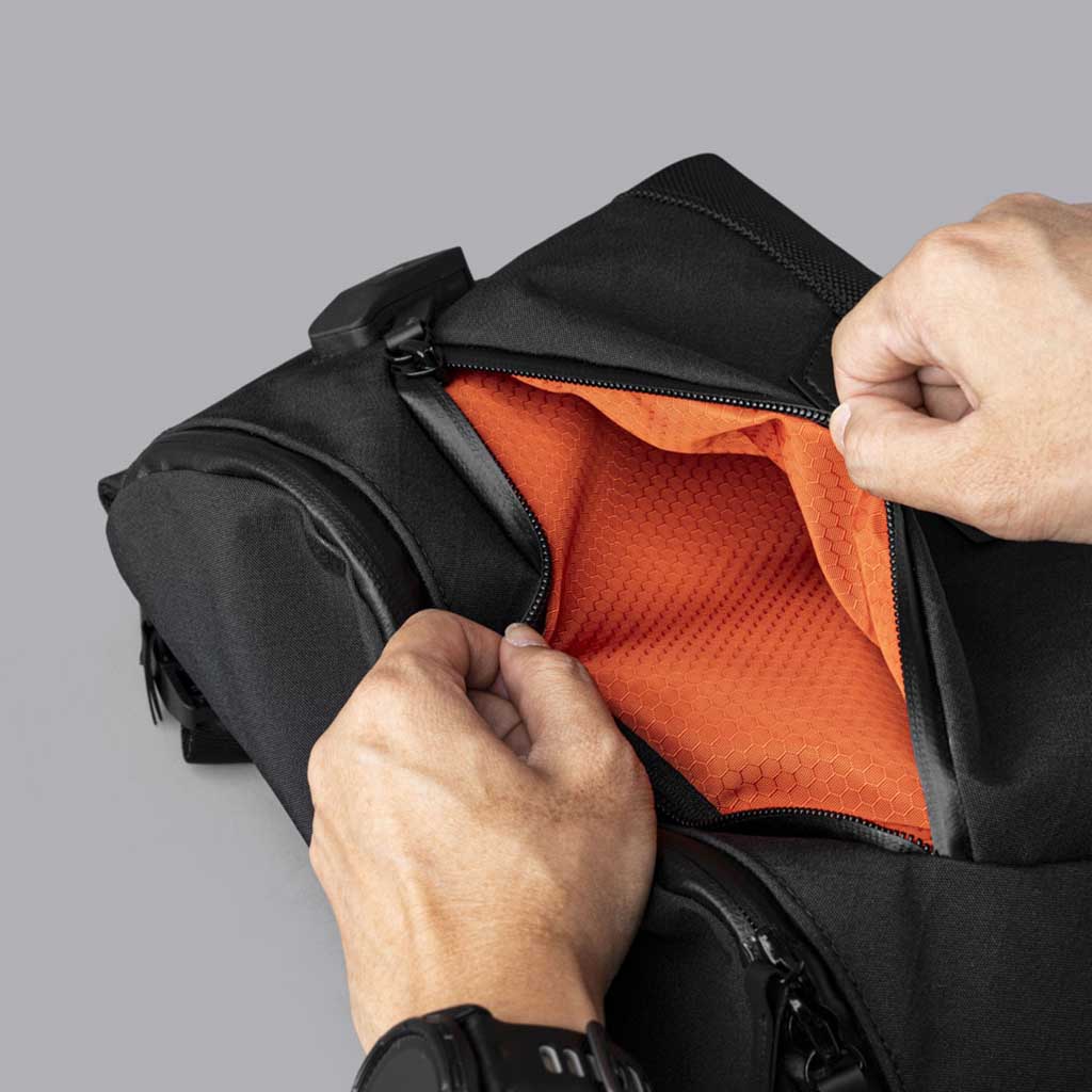 Bravo X Sling V2 Alpaka AA010100122 Sling Bags 6L / Black Axogrid 300D