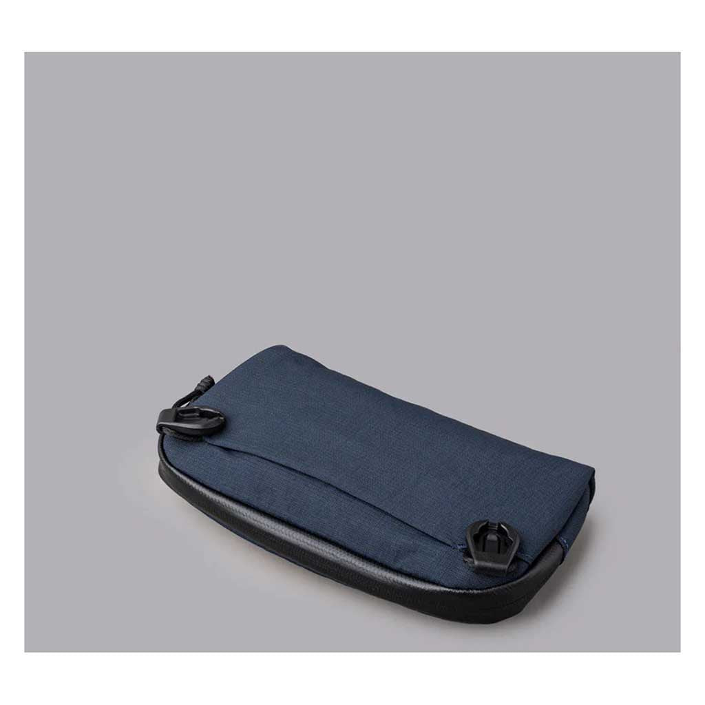 Flight Pouch Pro Alpaka AA010810624 Pouches 0.7L / Moonlight Blue | Axoflux 400D