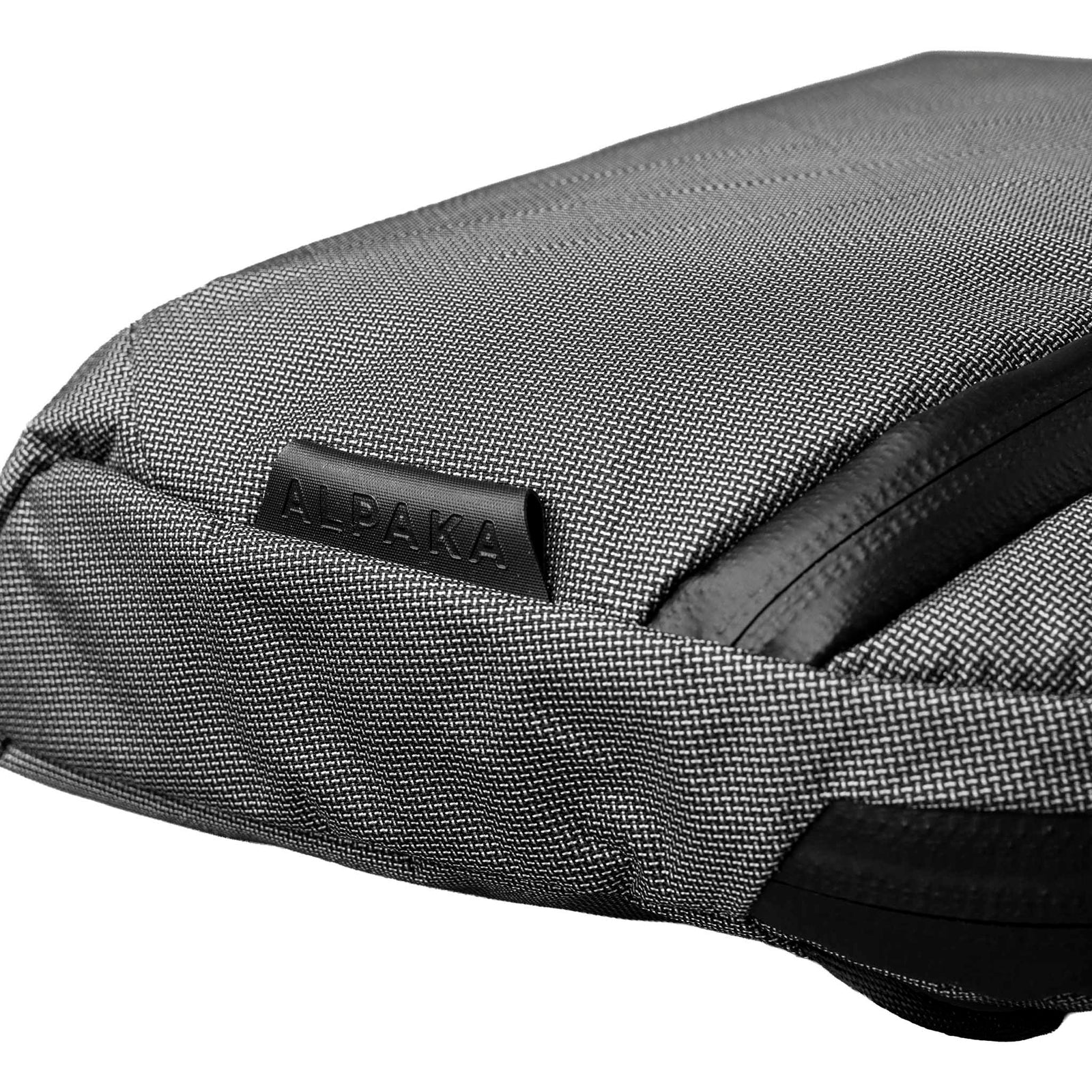 Flight Sling 2L Alpaka AA010460230 Sling Bags 2L / Grey Ultradyne 100D