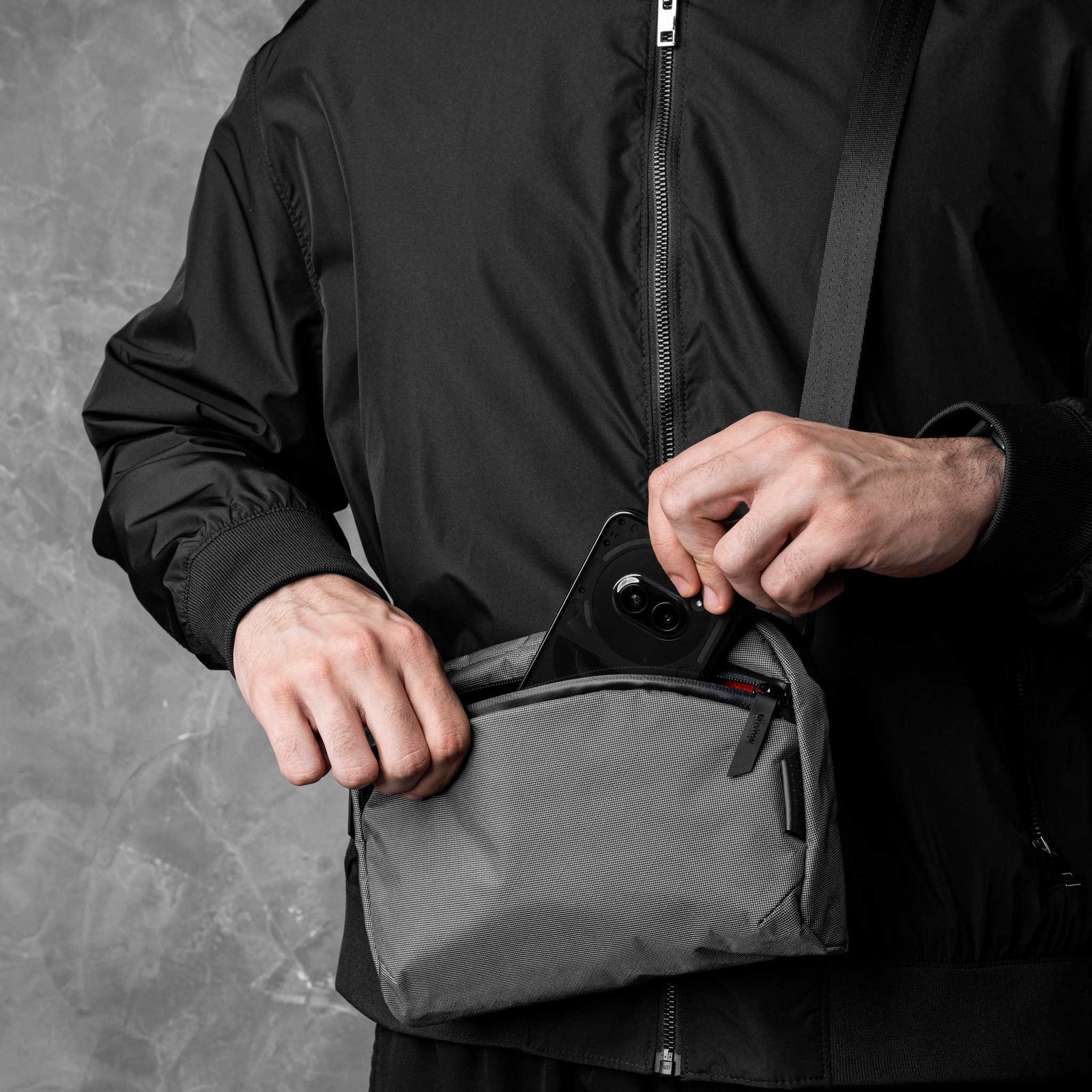 Flight Sling 2L Alpaka AA010460230 Sling Bags 2L / Grey Ultradyne 100D