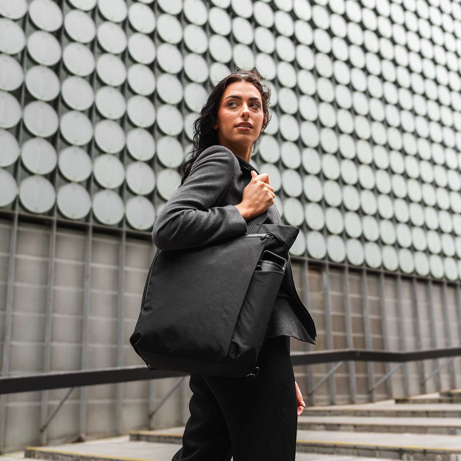 Flow Totepack Alpaka AA010850524 Tote Bags 14L / Green | Axoflux 400D Washed Nylon