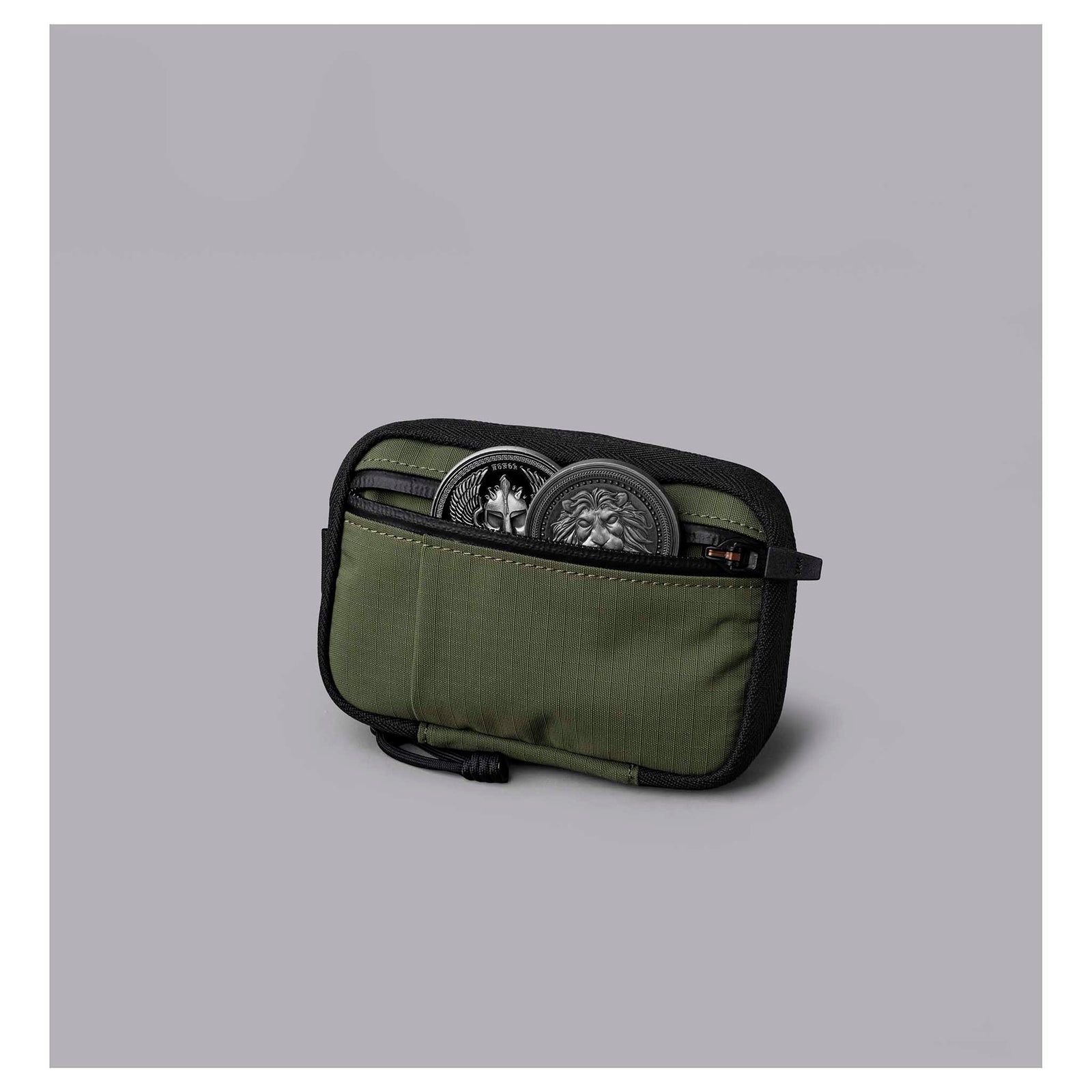 HUB Pouch V2 Alpaka AD010880518 Pouches One Size / Green | Axoflux 210D
