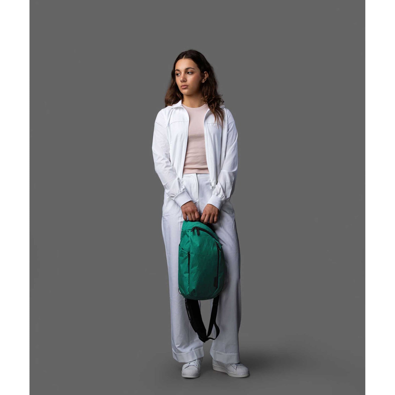 Metro Crossbody | Left Shoulder Alpaka AA010551103 Sling Bags One Size / Cadmium Green | X-Pac VX21