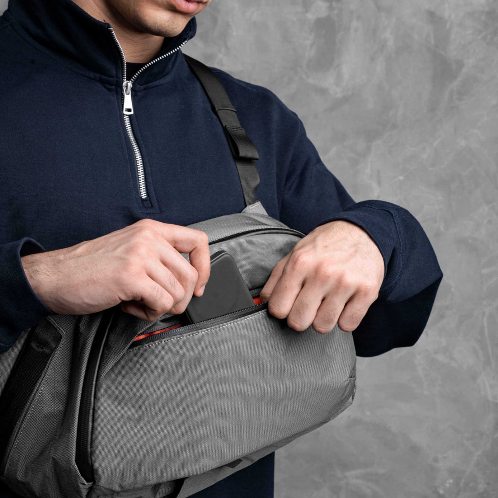 Metro Crossbody | Left Shoulder Alpaka AA010550230 Sling Bags One Size / Grey Ultradyne 100D