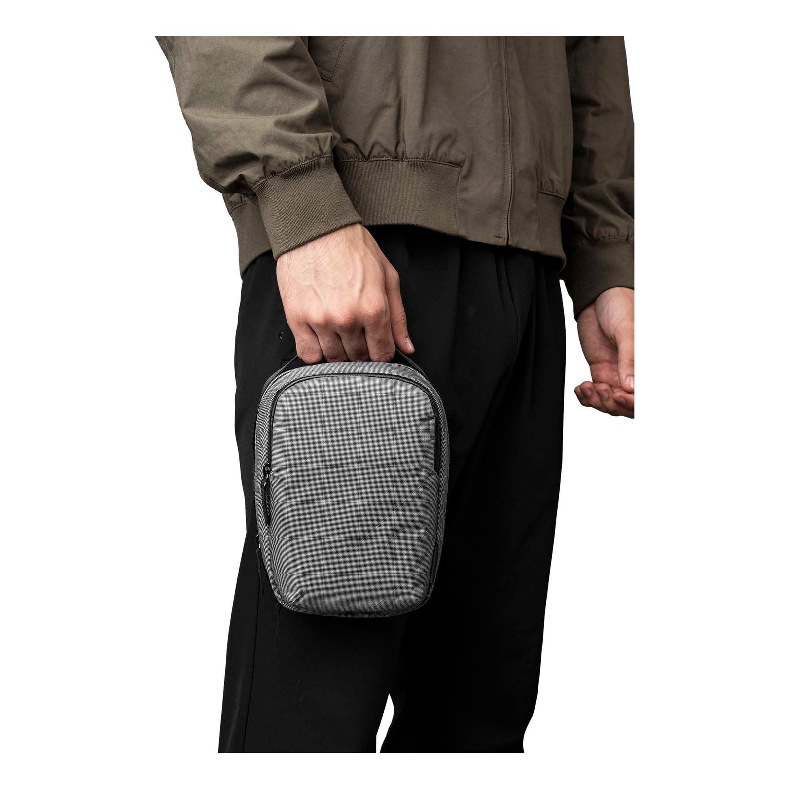Metro Sling V2 Alpaka AD010630230 Sling Bags 2.5L / Grey Ultradyne 100D