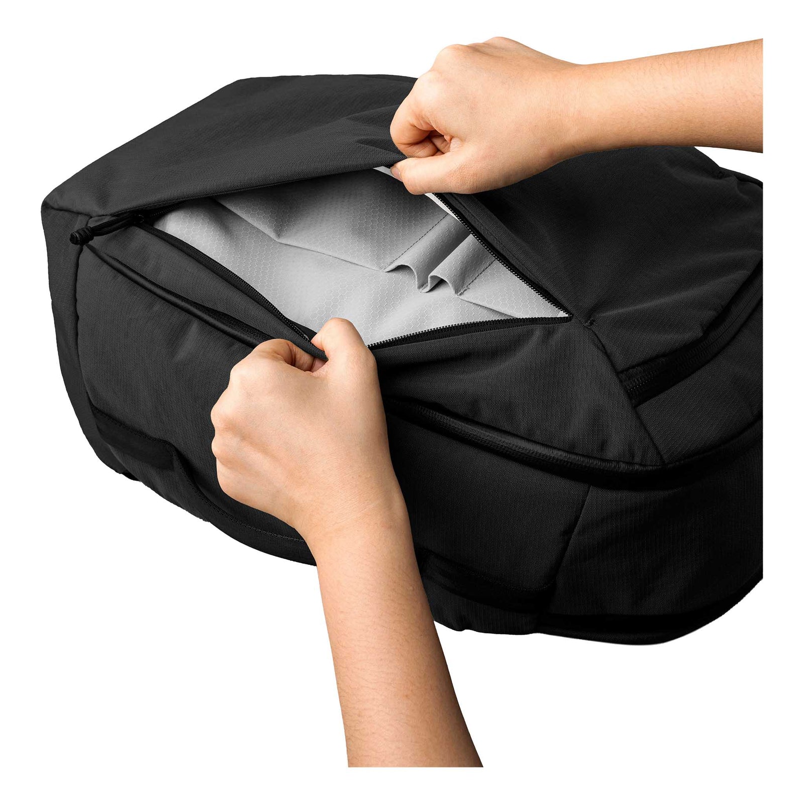 Traverse Backpack 30L Alpaka AA010860124 Backpacks 30L / Black | Axoflux 400D