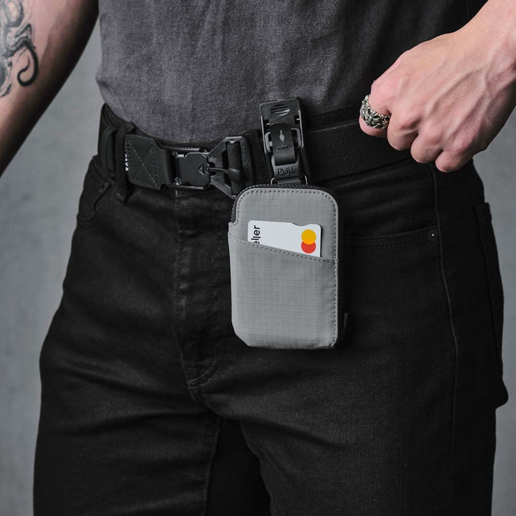 Zip Card Pouch Alpaka AD010570218 Pouches One Size / Grey | Axoflux 210D