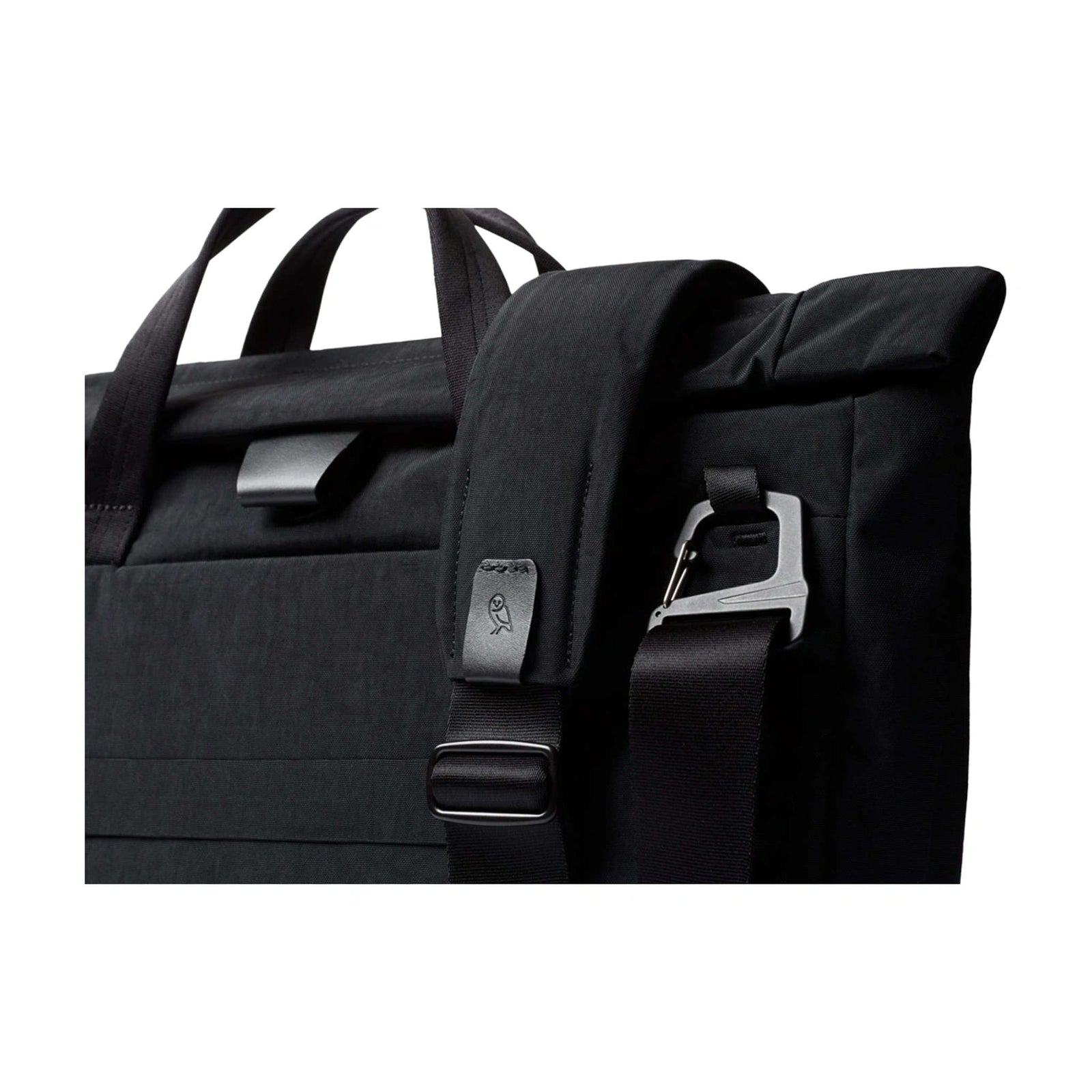Tokyo Messenger Bag 14" Bellroy BTYA-RVN-213 Messenger Bags 14L / Raven