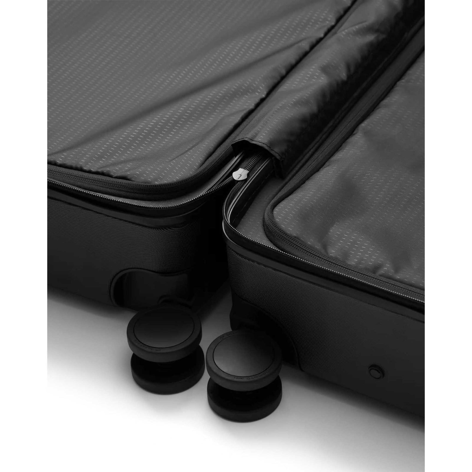 Ramverk Check-in Luggage M Db Journey 505A01 Suitcases & Luggage 70L / Black Out