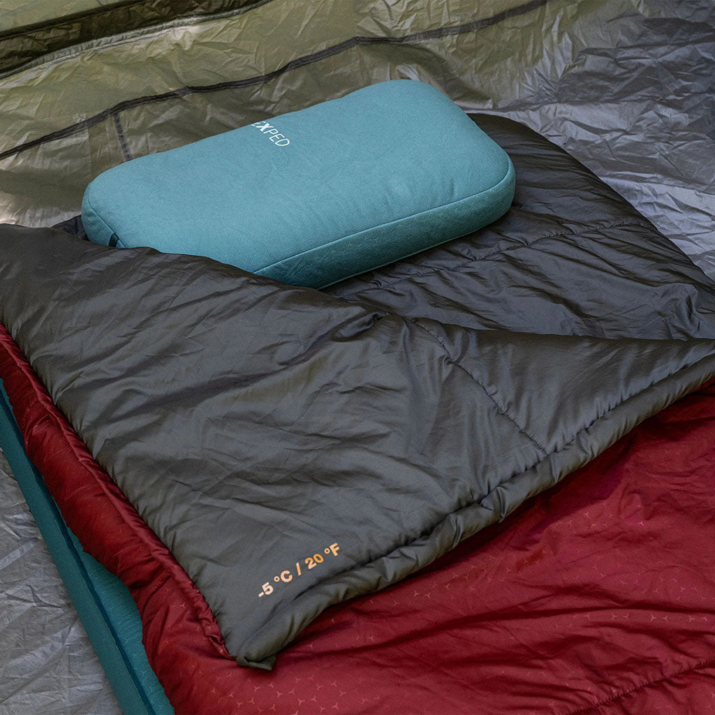 Mega Pillow Exped X7640277-846722 Camping Pillows One Size / Burgundy