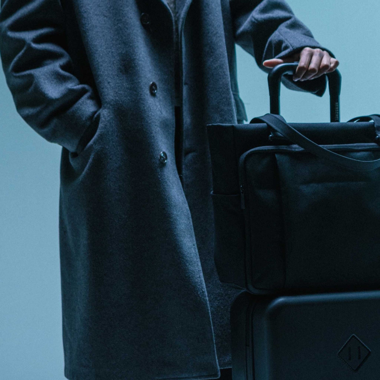Kaslo Tote Tech Herschel Supply Co. 11655-00001-OS Tote Bags 23L / Black