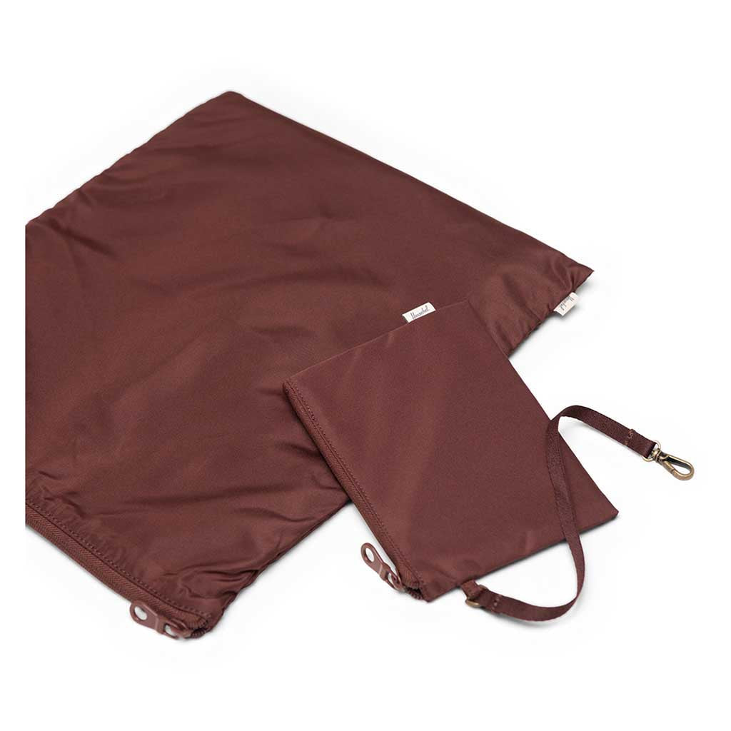 Maia Weekender Herschel Supply Co. 11448-07041-OS Duffle Bags 40L / Bitter Chocolate
