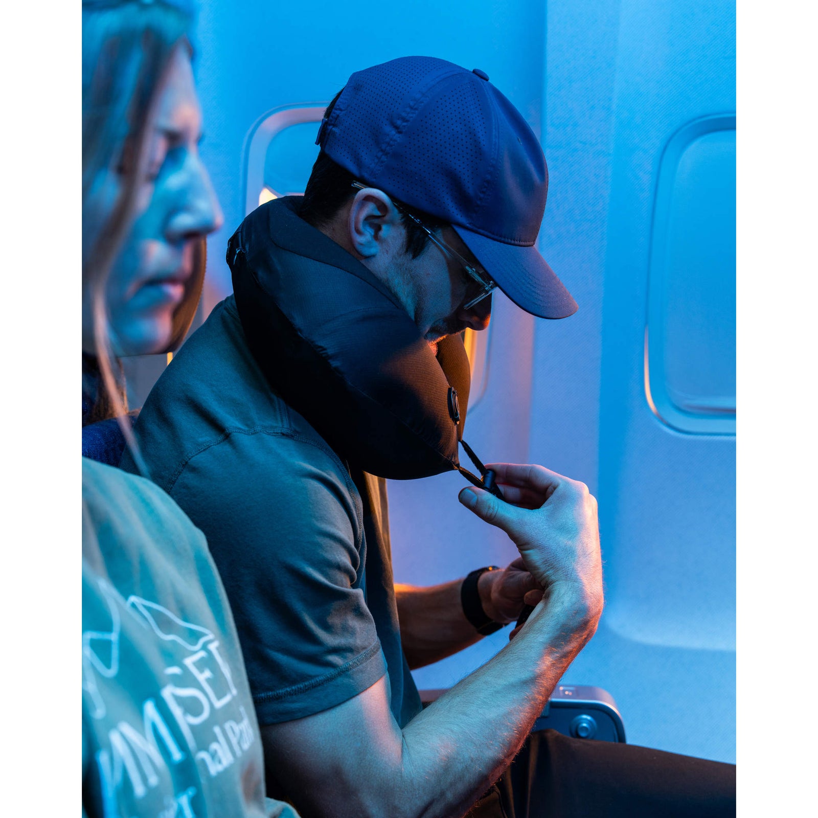 Blackout Travel Pillow Matador MATNP001BK Travel Pillows One Size / Black