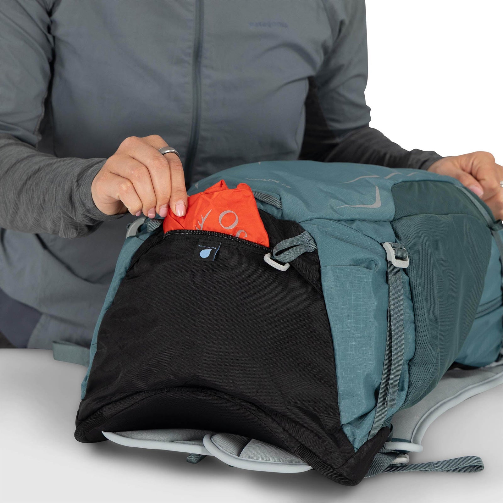 Hikelite 26 Osprey 10007547 Backpacks 26L / Graphite Purple