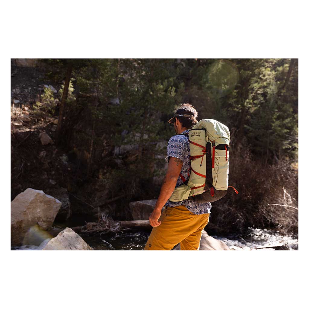 Talon 33 Hex | Osprey x Crazy Creek Collab Osprey 10007190 Backpacks 33L / Botanica/Green