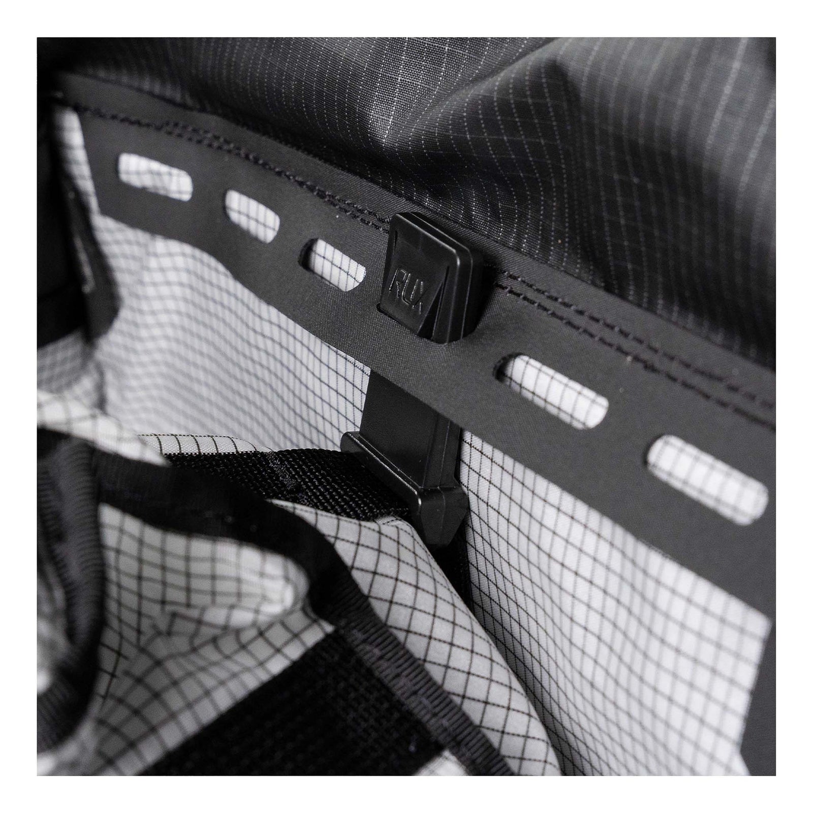 RUX Duffle Box 75L