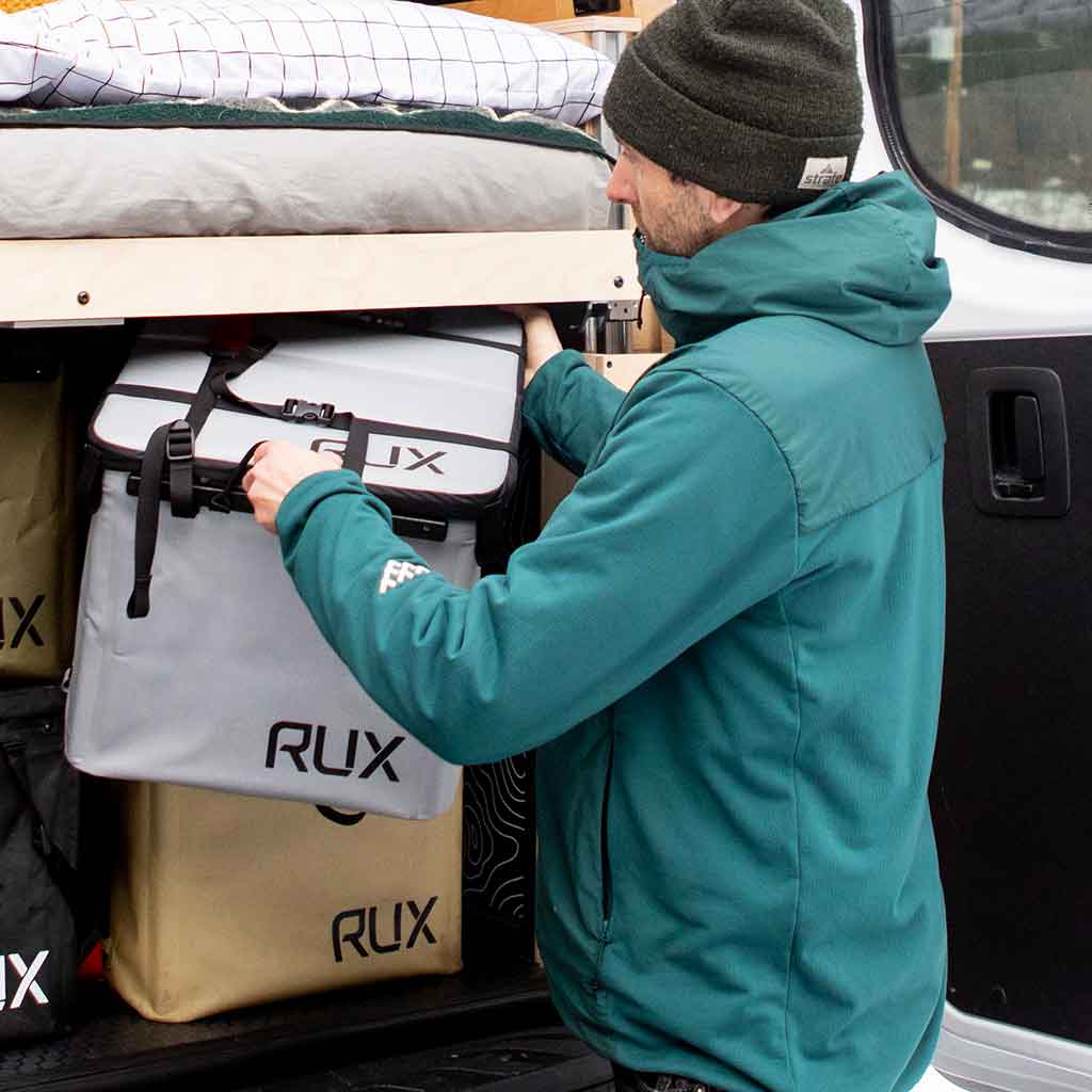 RUX 70L | Tri-Fold Lid RUX PK0122-70B Camp Storage Boxes 70L / Black