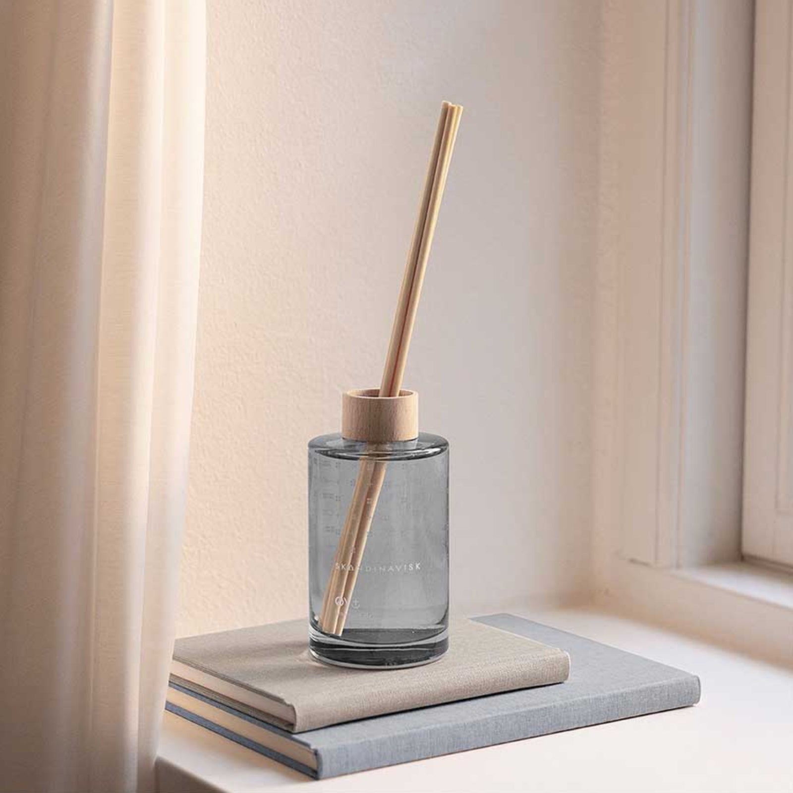 Reed Diffuser 200ml | Øy Skandinavisk 20314 Reed Diffusers 200ml / Øy