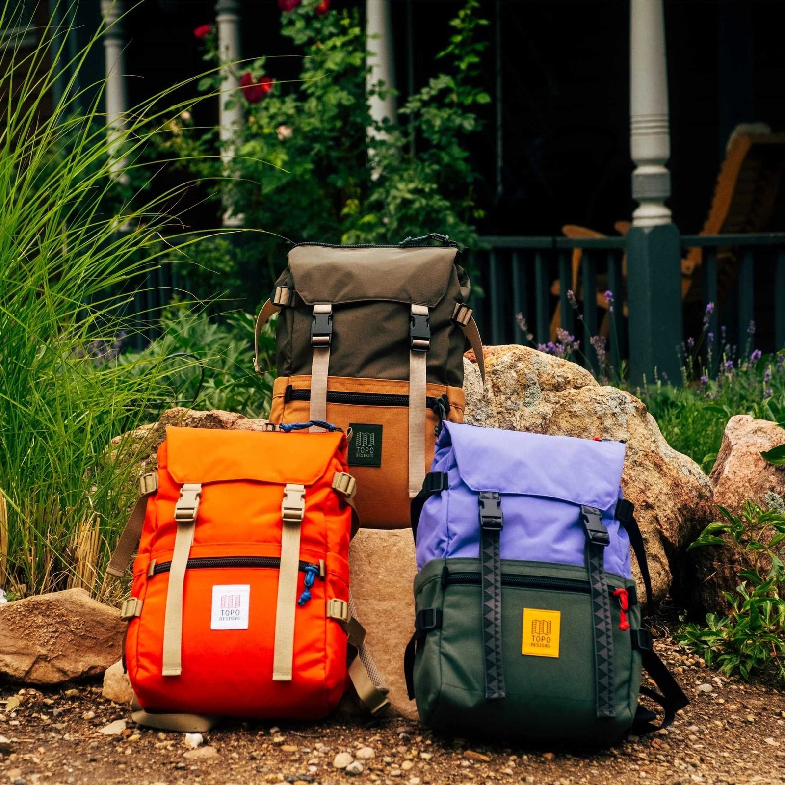 Rover Pack Classic Topo Designs 932436213000 Backpacks 20L / Woodland/Brown Oak