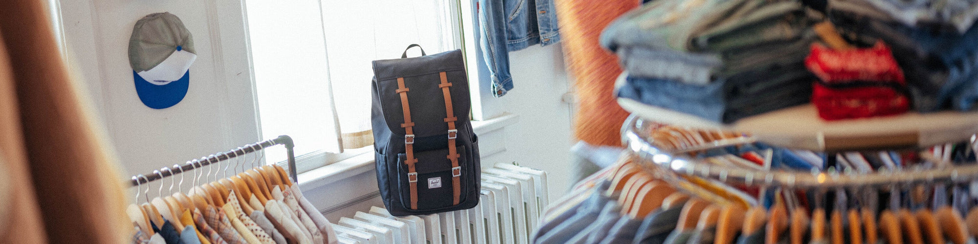 Herschel Supply Co. | Little America Backpack