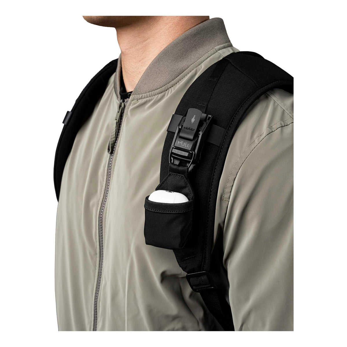 Traverse Backpack 30L Alpaka AA010860124 Backpacks 30L / Black | Axoflux 400D