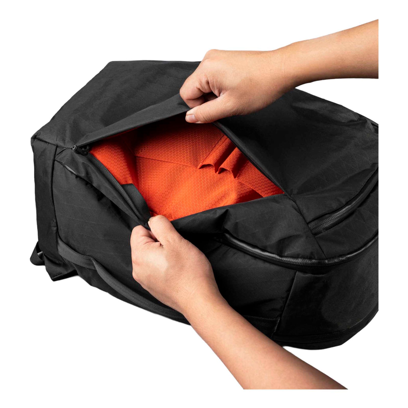 Traverse Backpack 30L