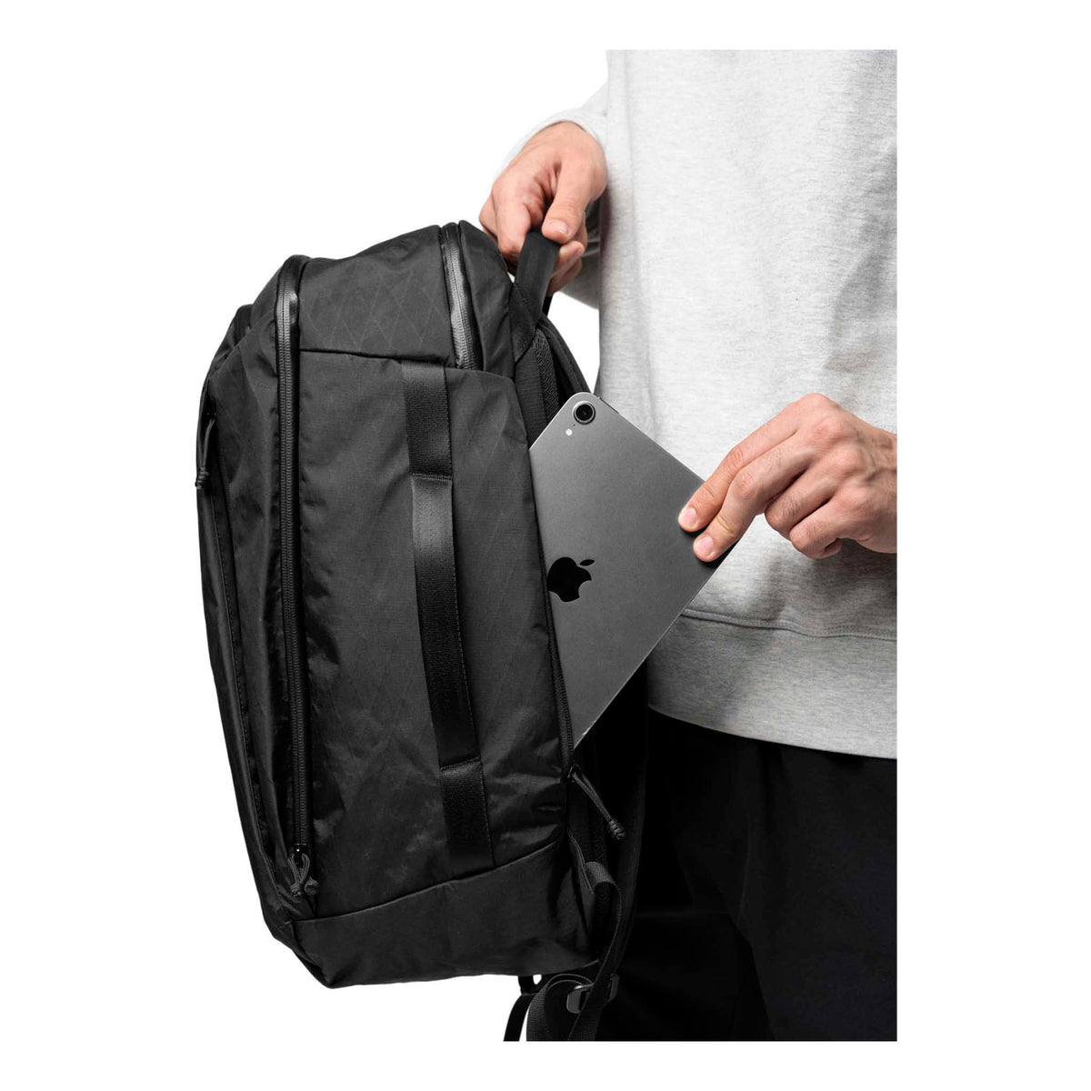 Traverse Backpack 30L
