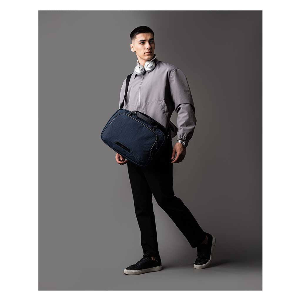 Bravo Brief Alpaka AA010820624 Briefcases 15L / Moonlight Blue | Axoflux 400D