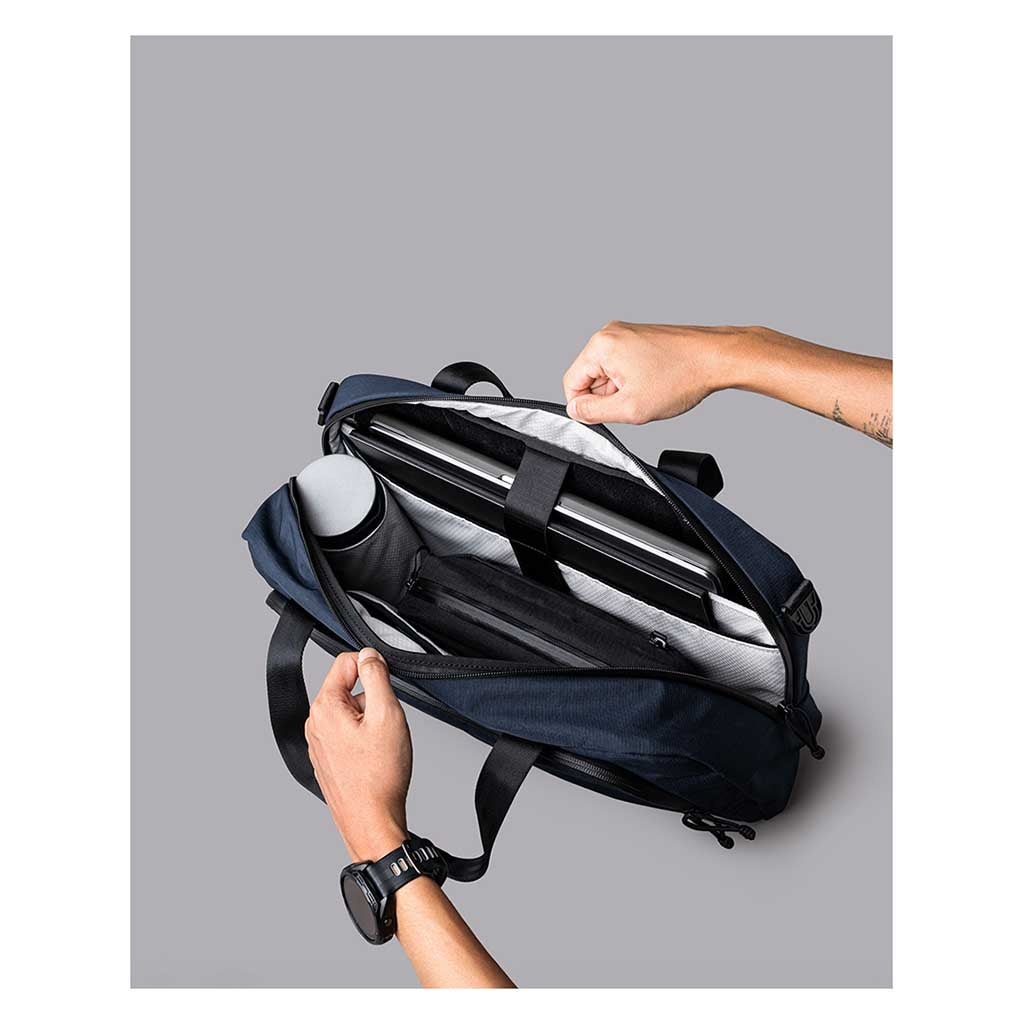 Bravo Brief Alpaka AA010820624 Briefcases 15L / Moonlight Blue | Axoflux 400D