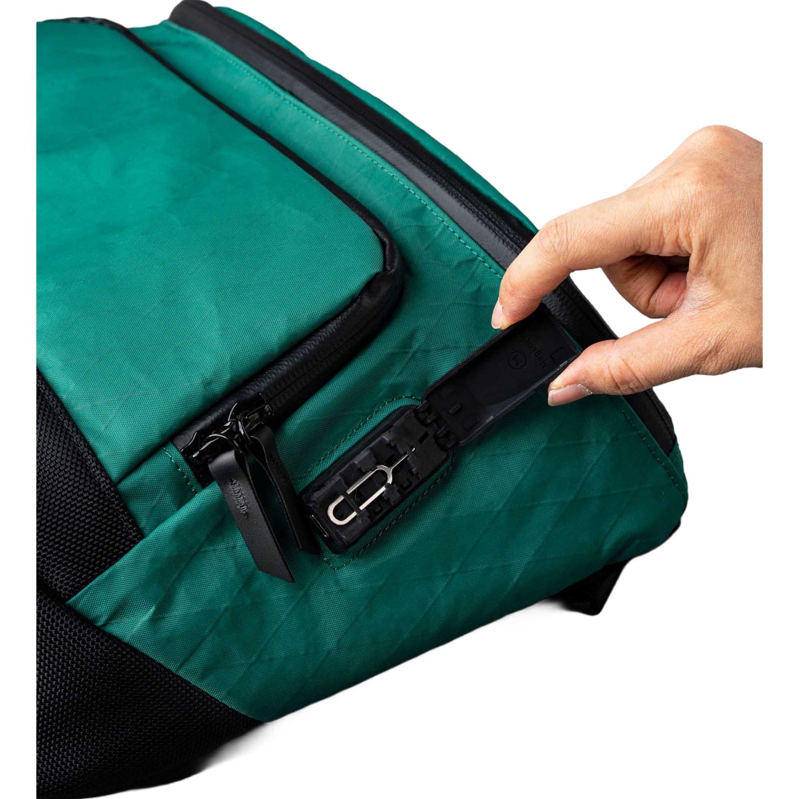 Bravo Sling Max V2 Alpaka AA100201103 Sling Bags 10L / Cadmium Green | X-Pac VX21