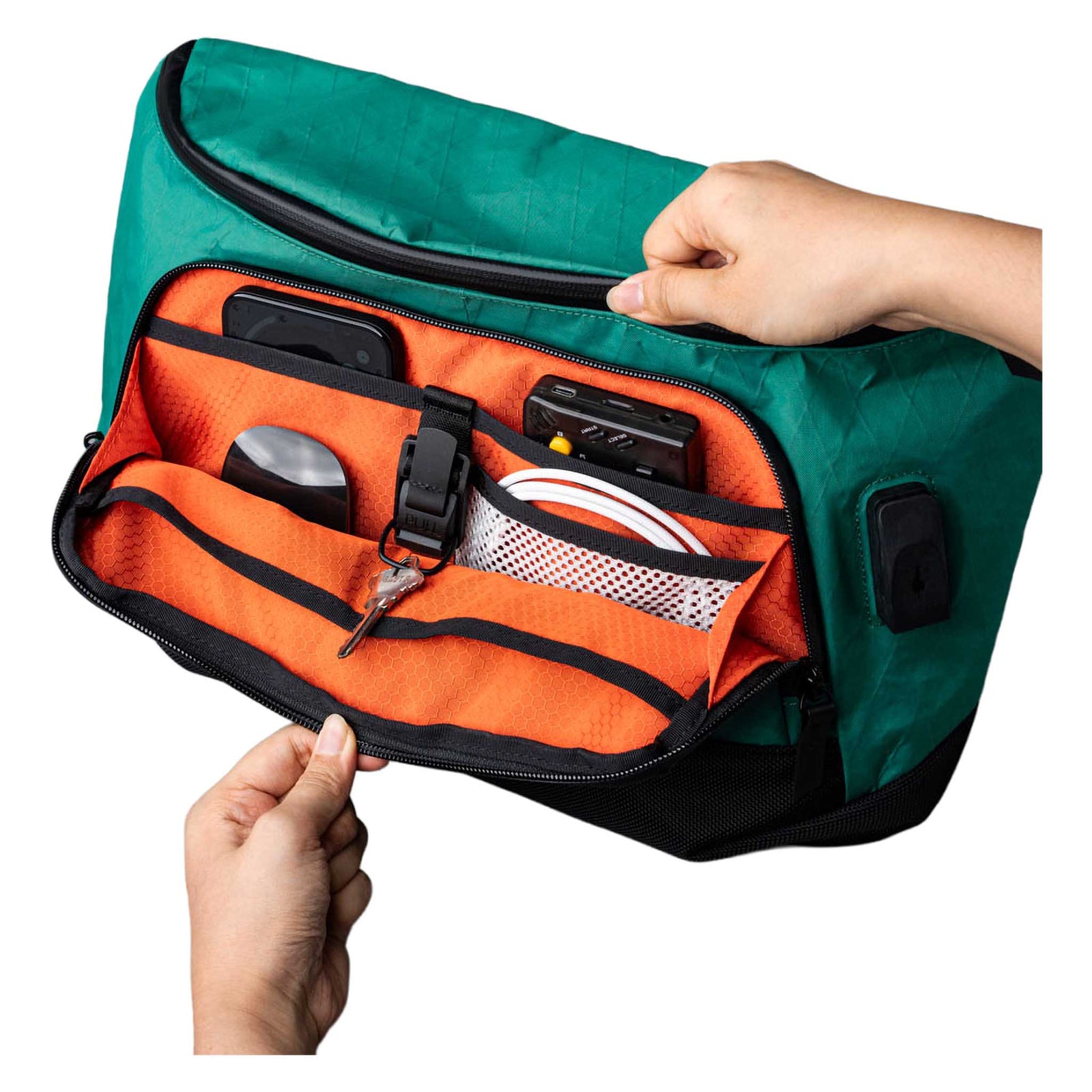 Bravo Sling Max V2 Alpaka AA100201103 Sling Bags 10L / Cadmium Green | X-Pac VX21