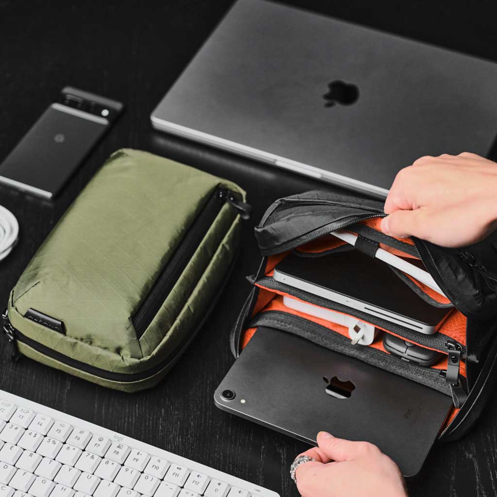 Alpaka | Elements Tech Case | Tech Case | Dark Green X-Pac VX21 ...