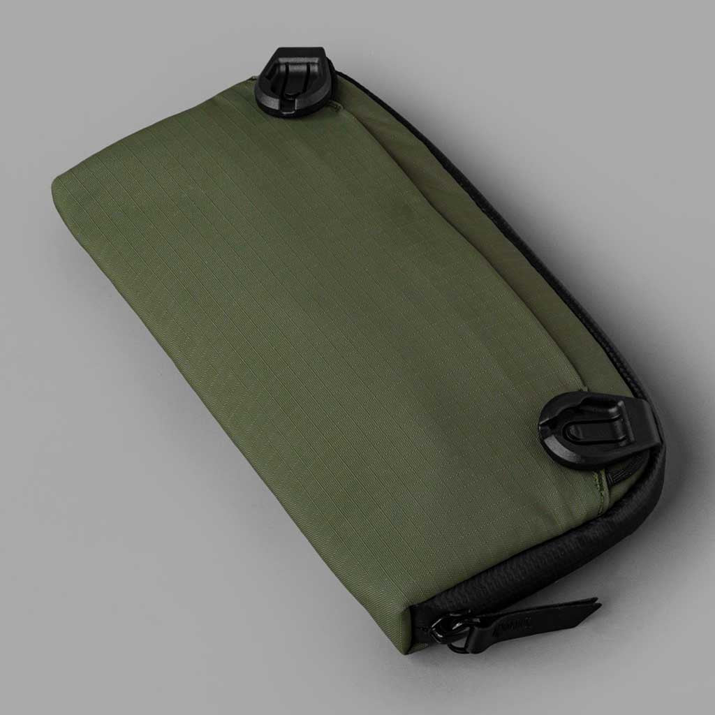 Flight Pouch Alpaka AA010510518 Pouches 300ml / Green | Axoflux 210D