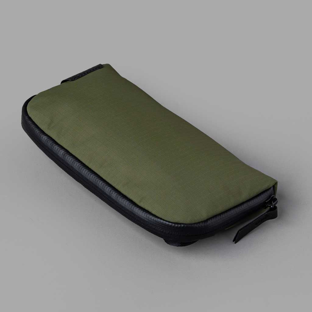 Flight Pouch Alpaka AA010510518 Pouches 300ml / Green | Axoflux 210D