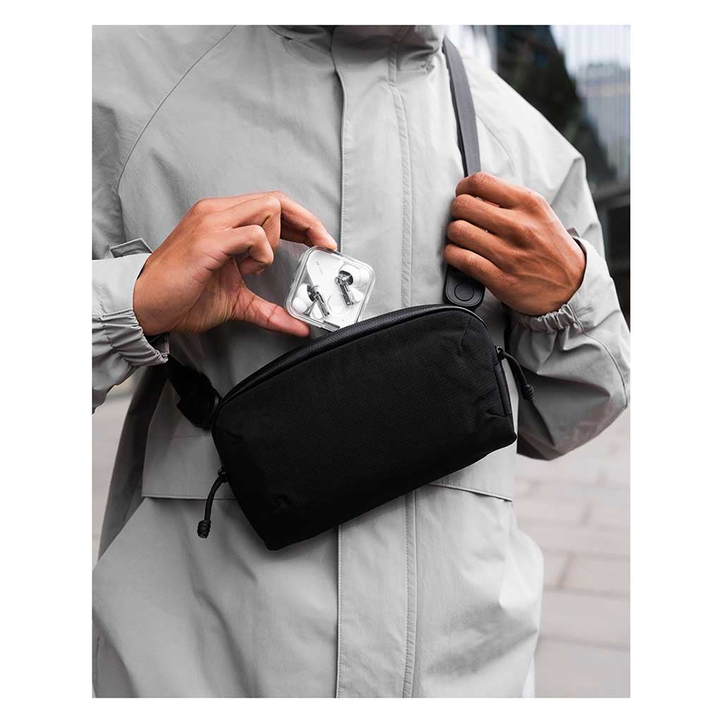 Flight Pouch Pro Alpaka AA010810124 Pouches 0.7L / Black | Axoflux 400D