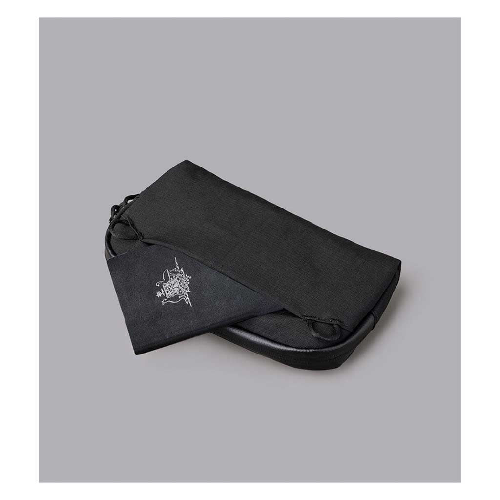 Flight Pouch Pro Alpaka AA010810124 Pouches 0.7L / Black | Axoflux 400D