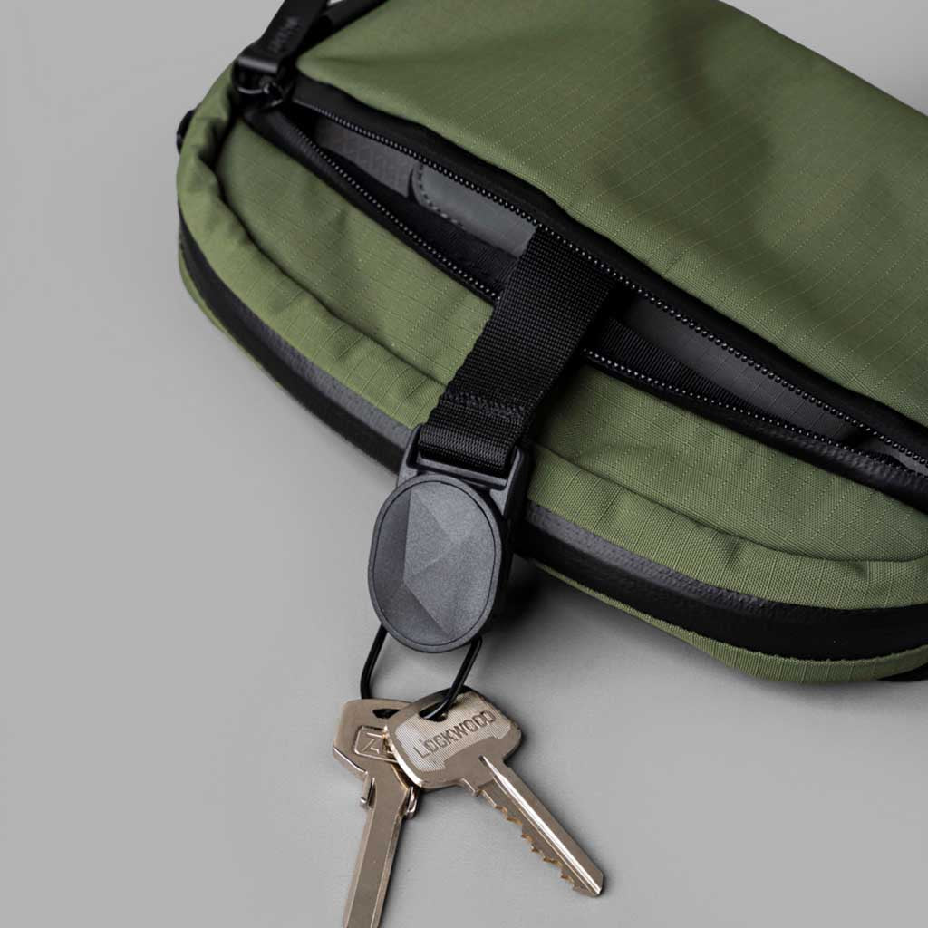 Flight Sling 1L Alpaka AA010530518 Sling Bags 1L / Green | Axoflux 210D