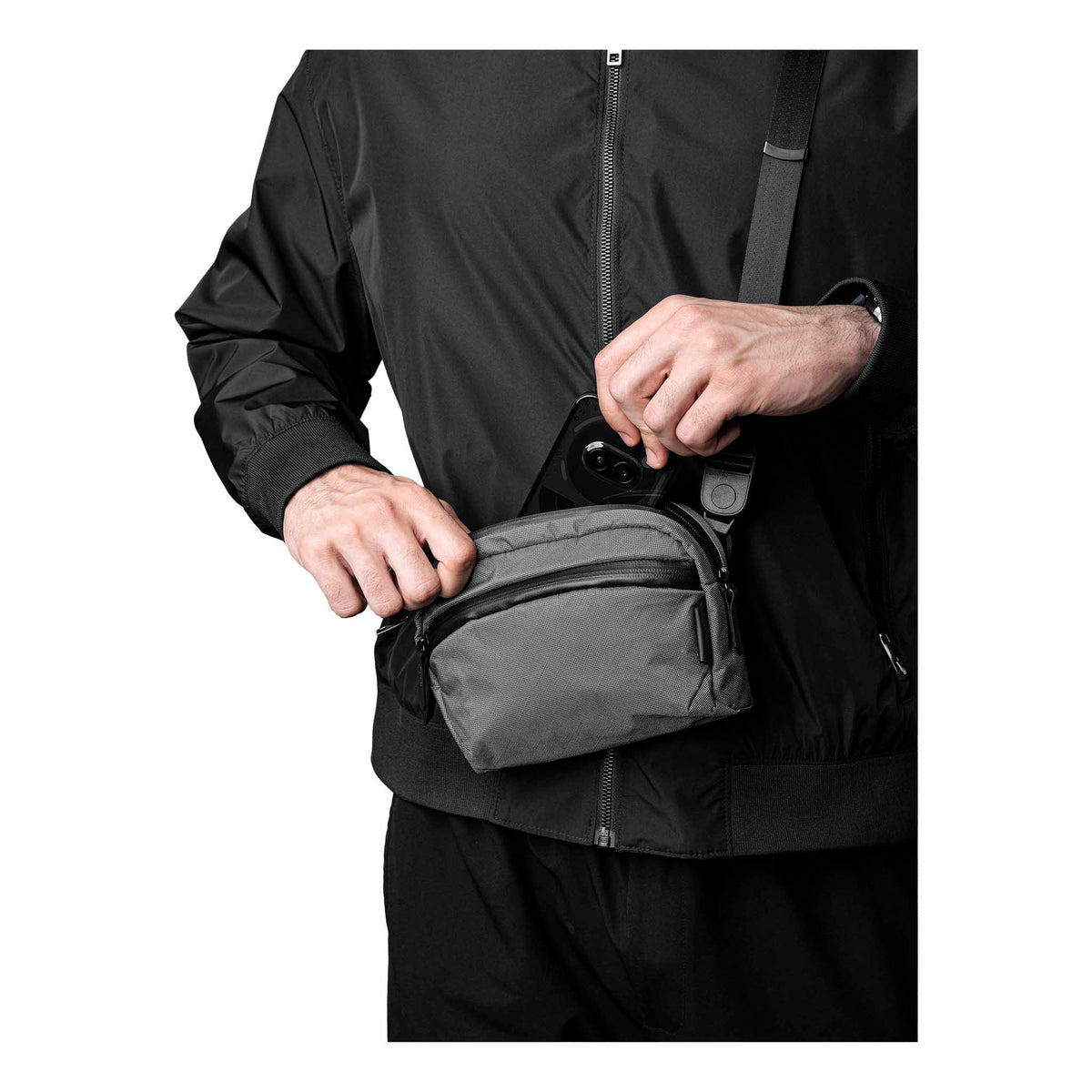 Flight Sling 1L Alpaka AA010530230 Sling Bags 1L / Grey Ultradyne 100D