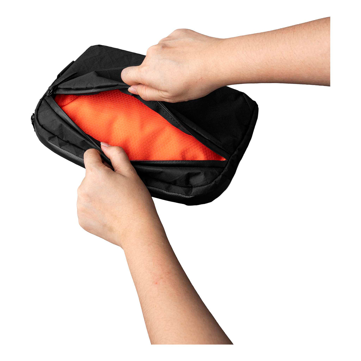 Flight Sling 2L Alpaka AA010460130 Sling Bags 2L / Black Ultradyne 100D