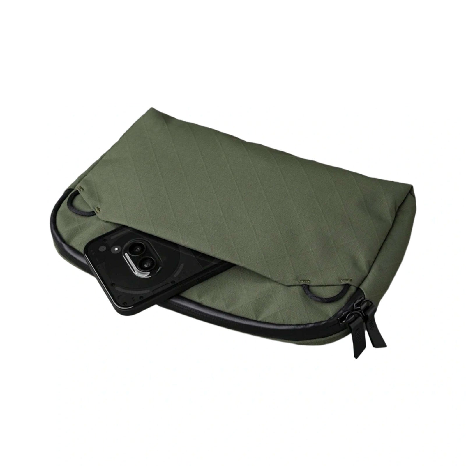 Flight Sling 2L Alpaka AA010460526 Sling Bags 2L / Green | Axogrid 210D