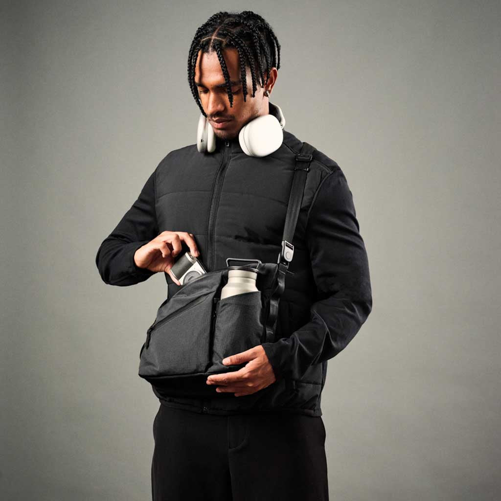 Flow Satchel Alpaka AD010700118 Satchels 4L / Black | Axoflux 210D