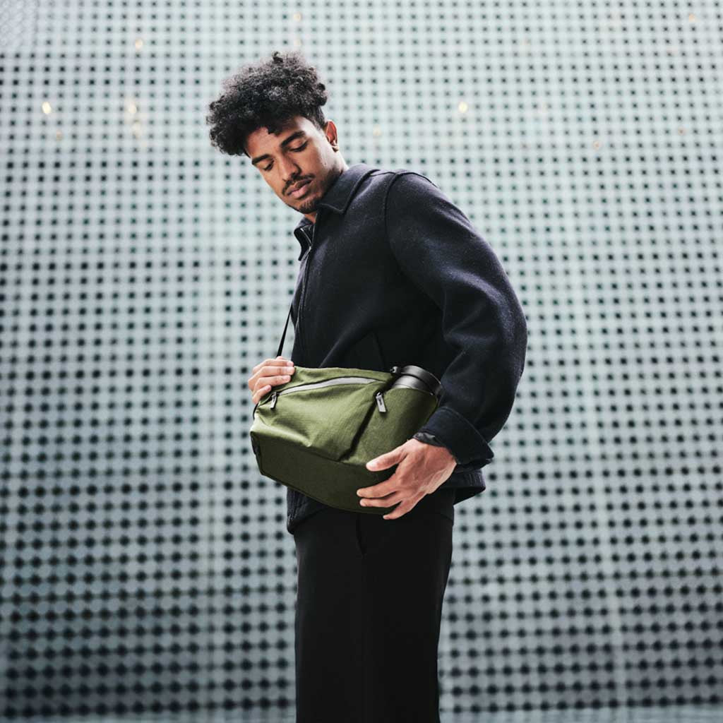 Flow Satchel Alpaka AD010700518 Satchels 4L / Green | Axoflux 210D