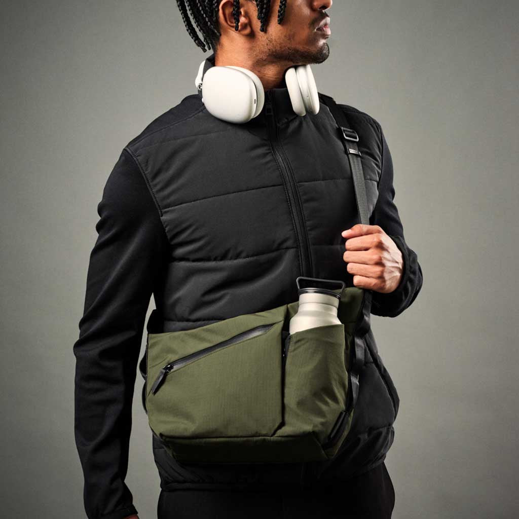 Flow Satchel Alpaka AD010700518 Satchels 4L / Green | Axoflux 210D