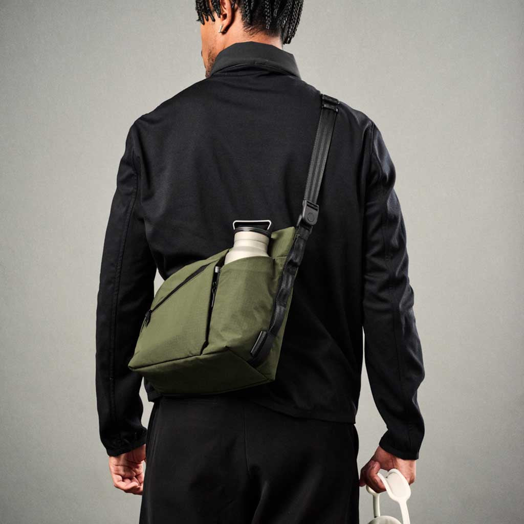 Flow Satchel Alpaka AD010700518 Satchels 4L / Green | Axoflux 210D