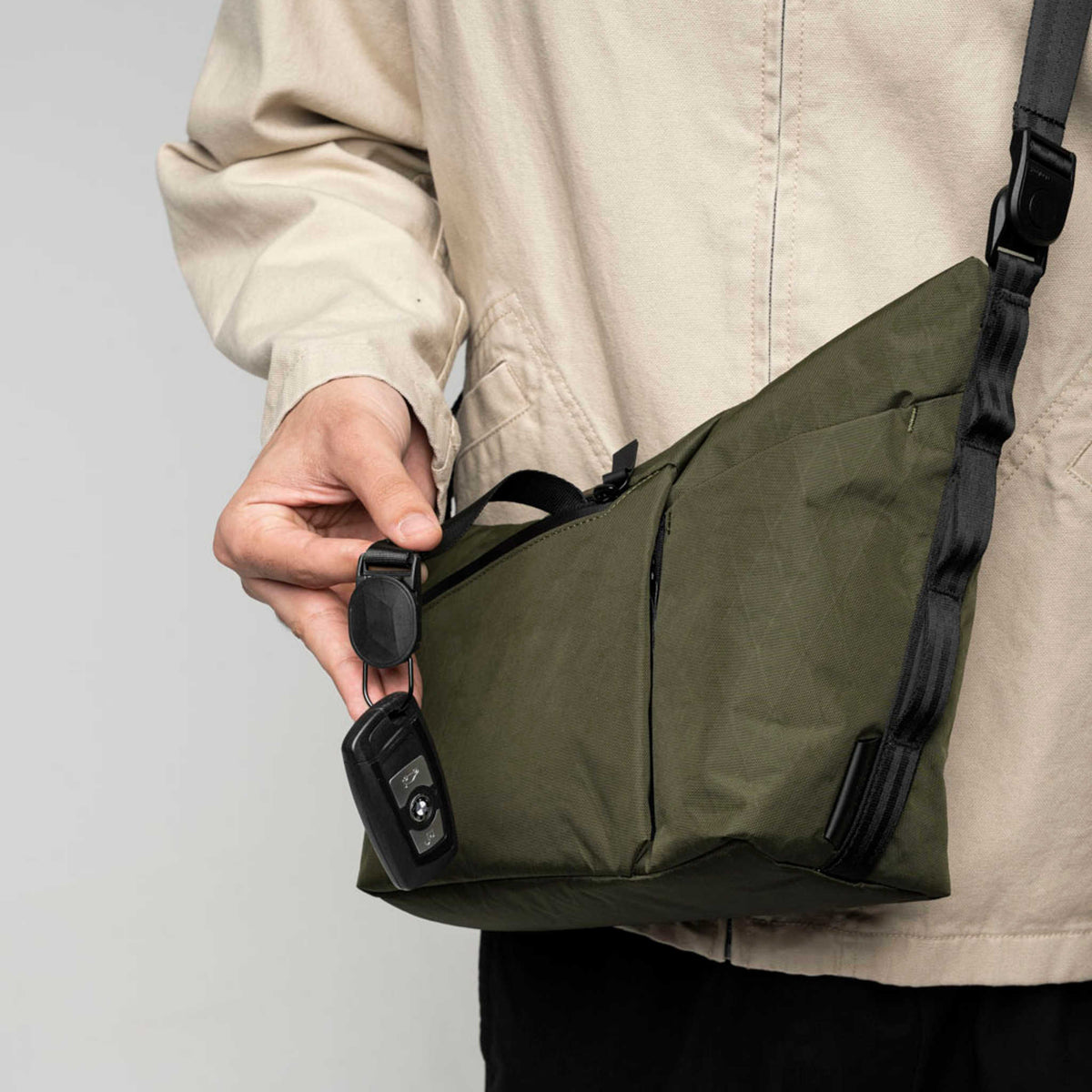 Flow Satchel Alpaka AD010700507 Satchels 4L / Olive Green X-Pac X42