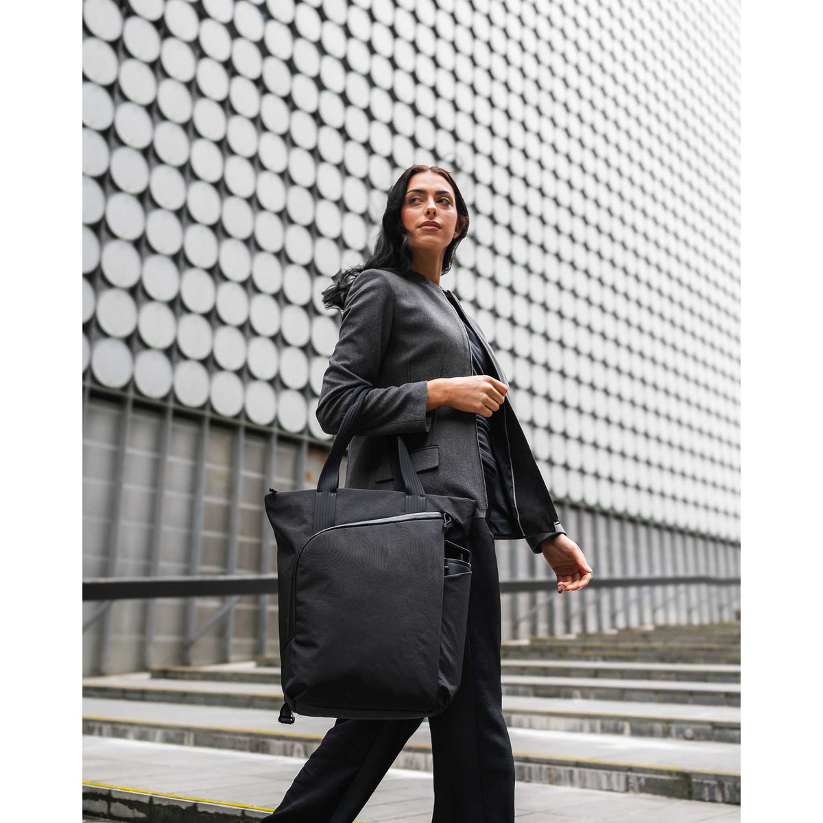 Flow Totepack Alpaka AA010850524 Tote Bags 14L / Green | Axoflux 400D Washed Nylon