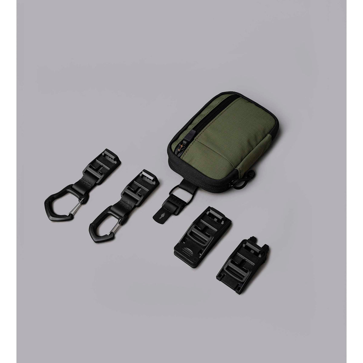 HUB Pouch V2 Alpaka AD010880518 Pouches One Size / Green | Axoflux 210D